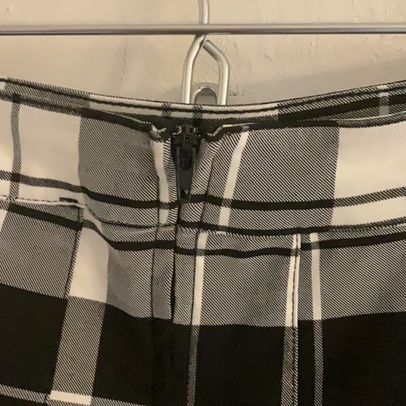 Love Tree Plaid & Pleated Mini Skirt, Size S, Black/White, NWOT - Picture 3 of 6